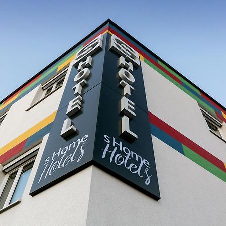 sHome Hotel Graz Esterno foto