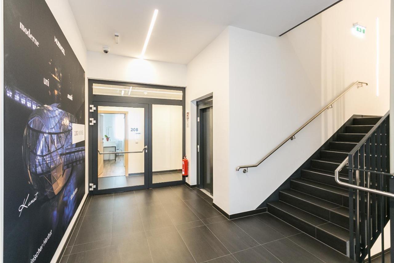 sHome Hotel Graz Esterno foto