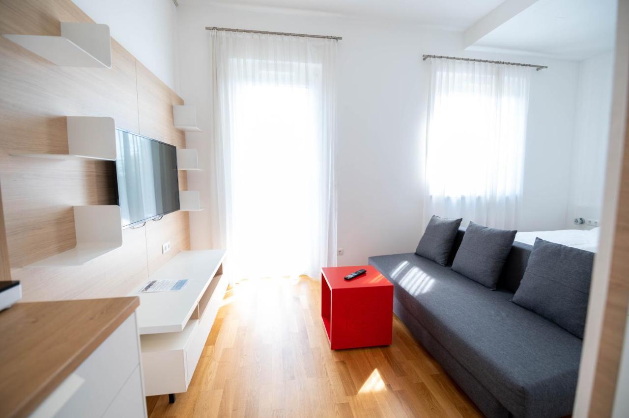 sHome Hotel Graz Esterno foto