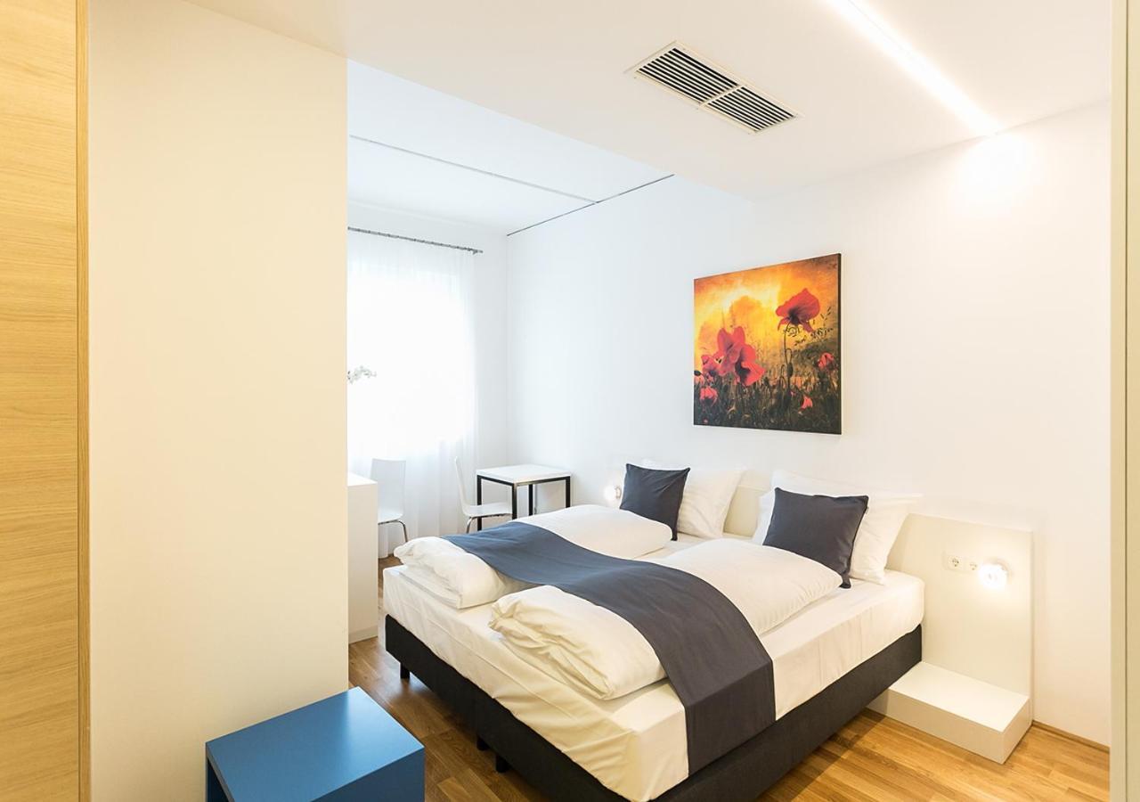 sHome Hotel Graz Esterno foto